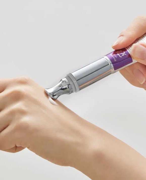 VT Cosmetics Reedle shot Lifting Eye Cream 15ml (1)