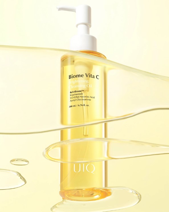 UIQ Biome Vita C Brightening Cleansing Oil 200ml